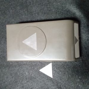 Stampin Up! Retired 1" Triangle Punch